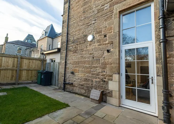 New 3-bedroom Close To Centre Apartmán Edinburgh