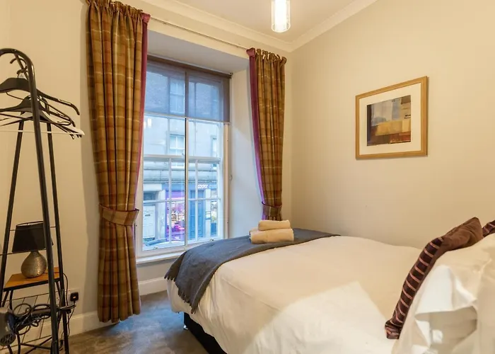 Two Bedroom Within Walking Distance To Centre Edimburgo