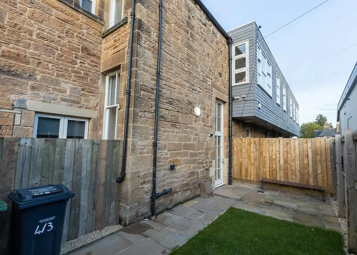 New 3-bedroom Close To Centre *