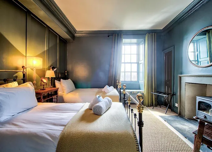 The Rock House - Main House Edinburgh