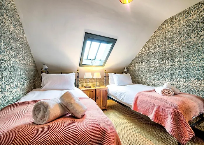 The Rock House - Main House * Edinburgh