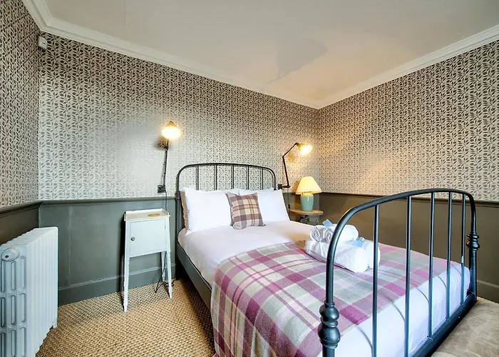 The Rock House - Terrace - In Heart Of The Apartment *