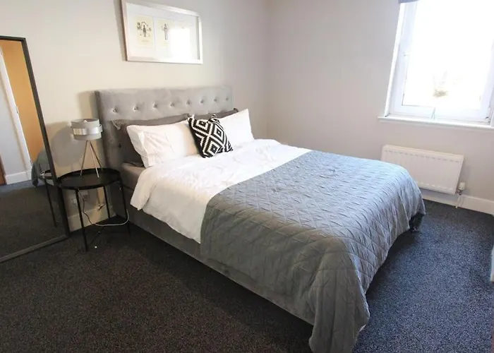 Spacious 2 Bed, 2 Bath -the Shore, Leith شقة *