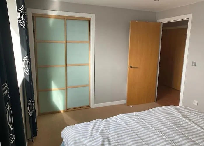 Apartment Modern 2 Bed With Stunning Seaside View Edinburgh