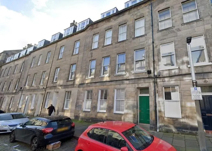 公寓 Modern, Bright & Spacious 3 Bedroom In The Heart Of The Centre - Double Beds - Sleeps Up To 6 Guests 爱丁堡