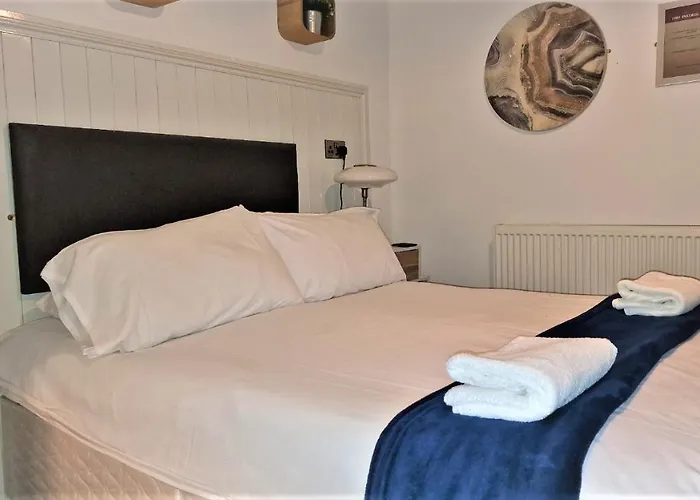 מלון 48 Gilmore Place Residences אדינבורו