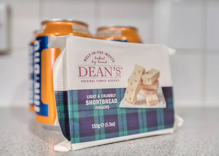 *amazing Location!*in Heart Of The City. 2br & Cot Edinburgh