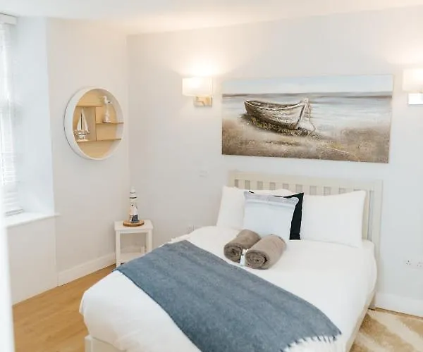 Apartamento Luxury Modern 3 Bedroom In Centre