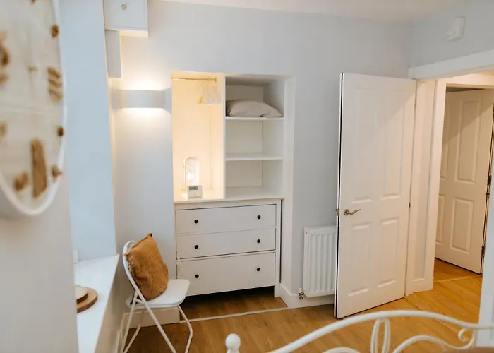 Luxury Modern 3 Bedroom In Centre Lejlighed *