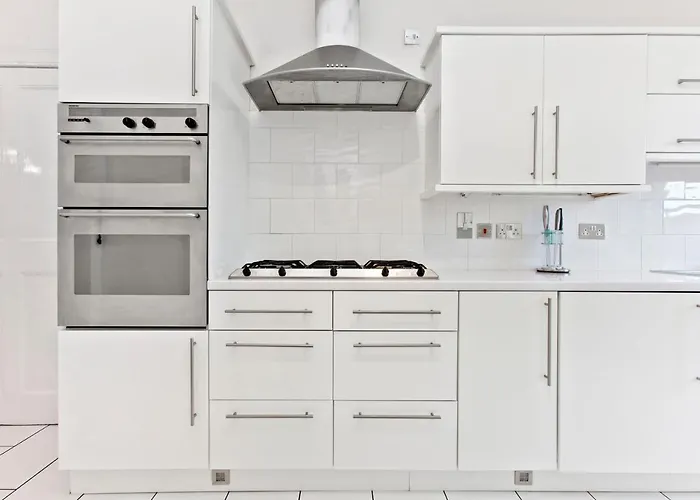 דירה Exquisite & Lively With Fireplace & Panoramic Views *