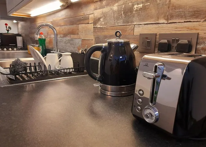 Modern Flat Near Centre.