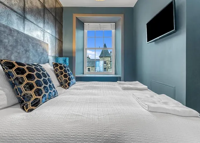 Boutique Modern Royal Mile Sleeps 4 *