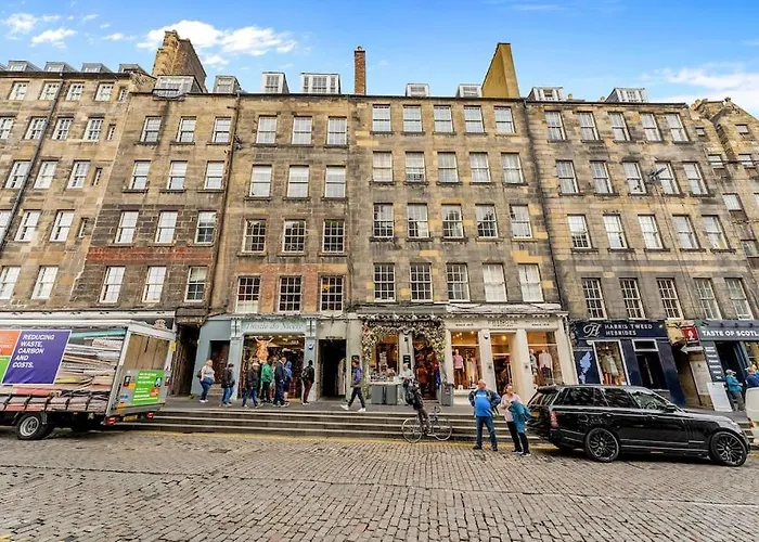 Boutique Modern Royal Mile Sleeps 4 إدنبرة