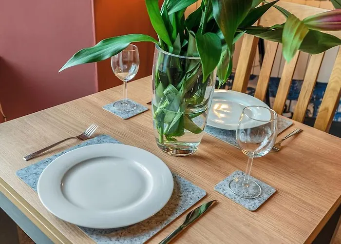 Boutique Modern Royal Mile Sleeps 4 شقة *