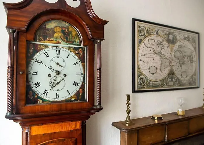 Appartement Charm & Character On Historic Rose Street *