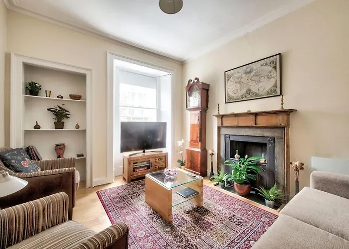 Charm & Character On Historic Rose Street Lejlighed *