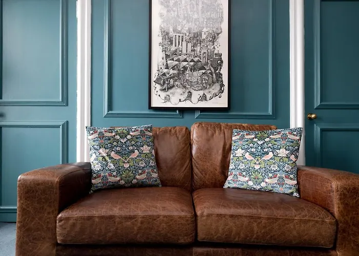 Joivy Eclectic Near Castle *