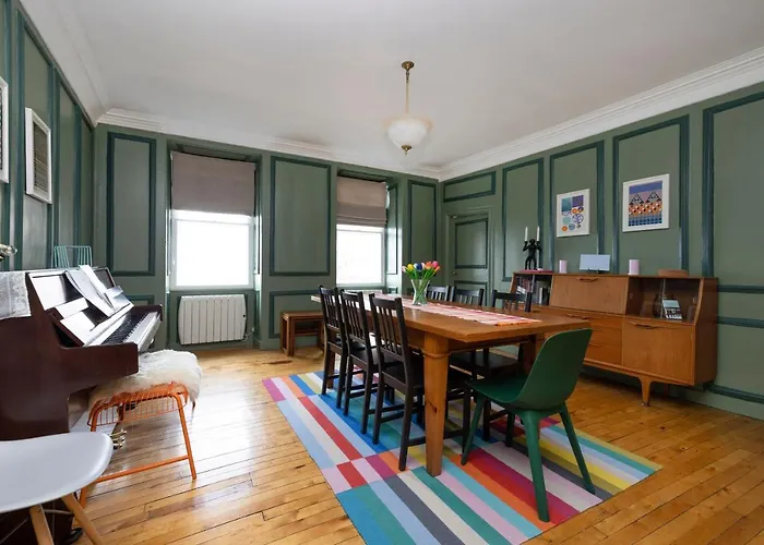 Apartman Joivy Eclectic Near Castle