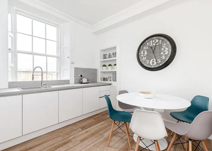 Heart Of Centre 3 Bed Georgian 爱丁堡