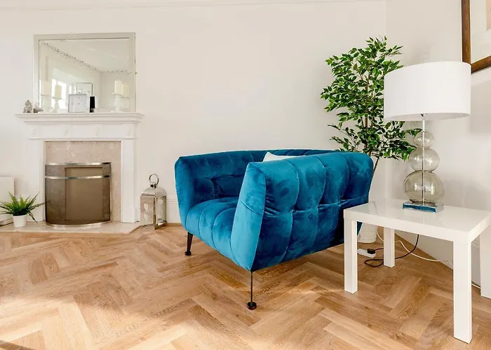 Heart Of Centre 3 Bed Georgian 公寓 *