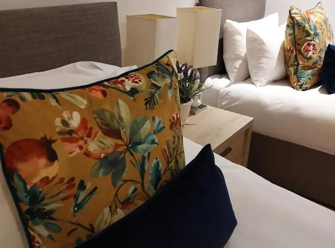 Quartermile Luxury Landing * Edinburgh