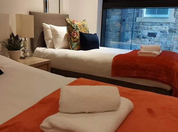 Quartermile Luxury Landing