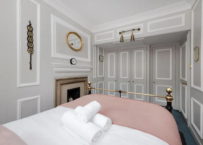 Joivy Eclectic Near Castle Lägenhet Edinburg