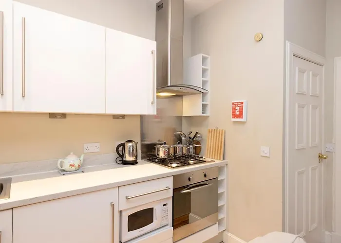 Charming Hideaway In Centre Daire Edinburgh