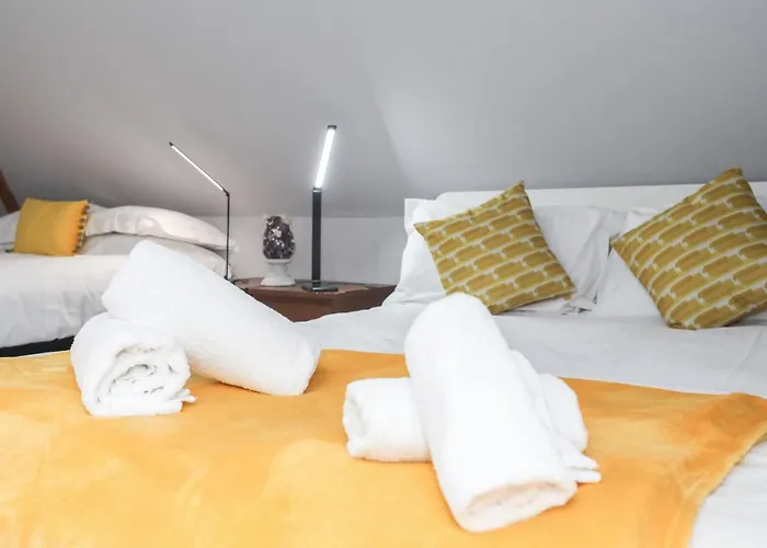Beautiful 4 Bedroom - Free Parking * Edimburgo