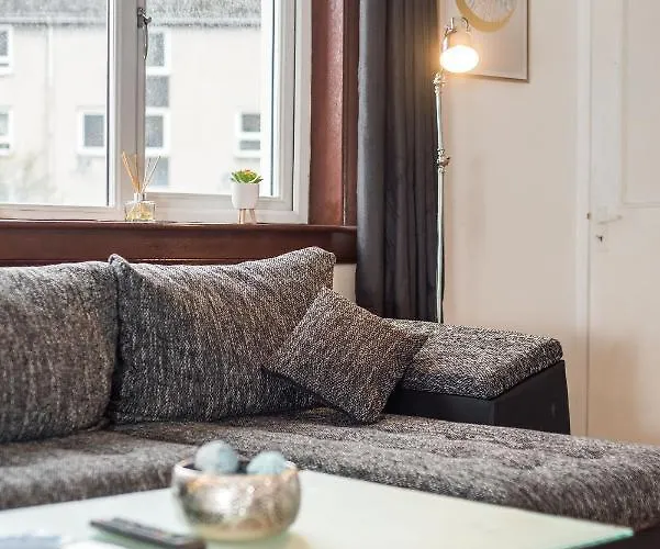 Cosy 2 Bedroom In The Heart Of * Edinburgh