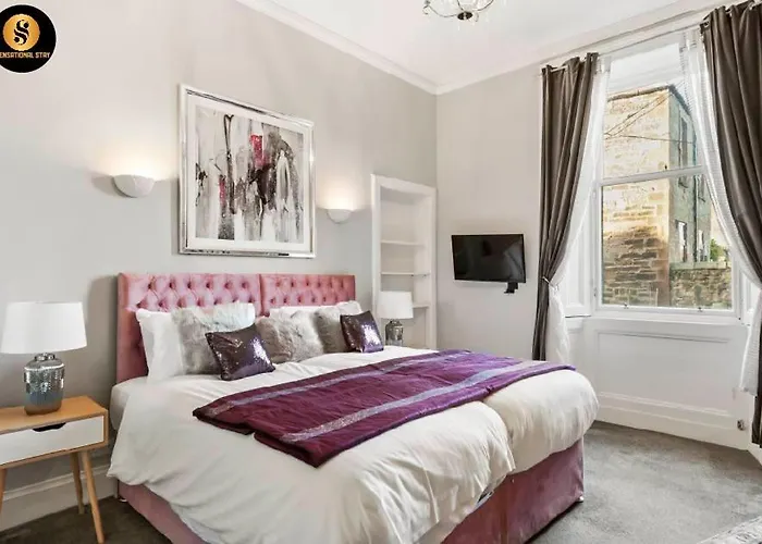 Lovely 4 Bedroom With 7 Beds And Free Parking