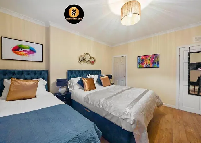 Apartment 4 Bedrooms By Sensational Short Lets & Serviced Edinburgh