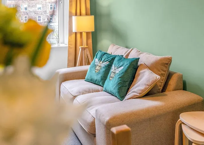 Bright And Quiet Edinburgh