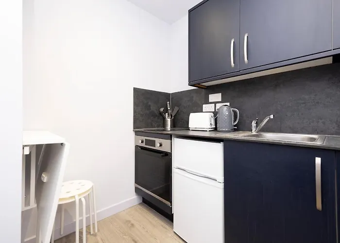 Altido Elegant Near The Meadows