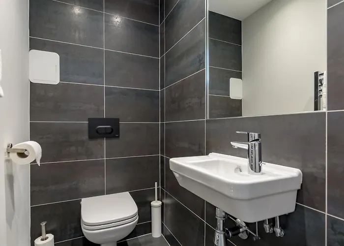 爱丁堡目的地约克广场公寓 * 爱丁堡