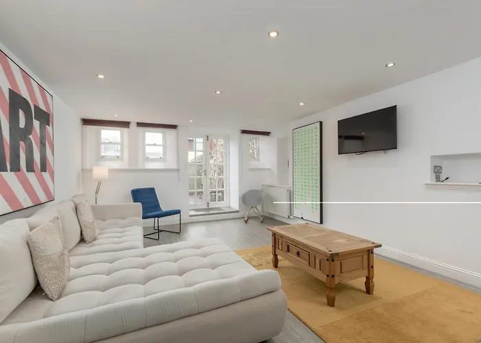 爱丁堡目的地约克广场公寓 * 爱丁堡