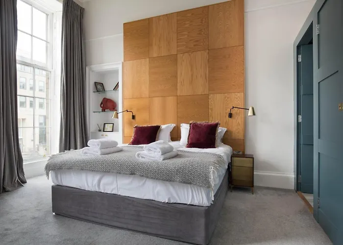 Apartment Magnificent Georgian 3-bedroom In New Town