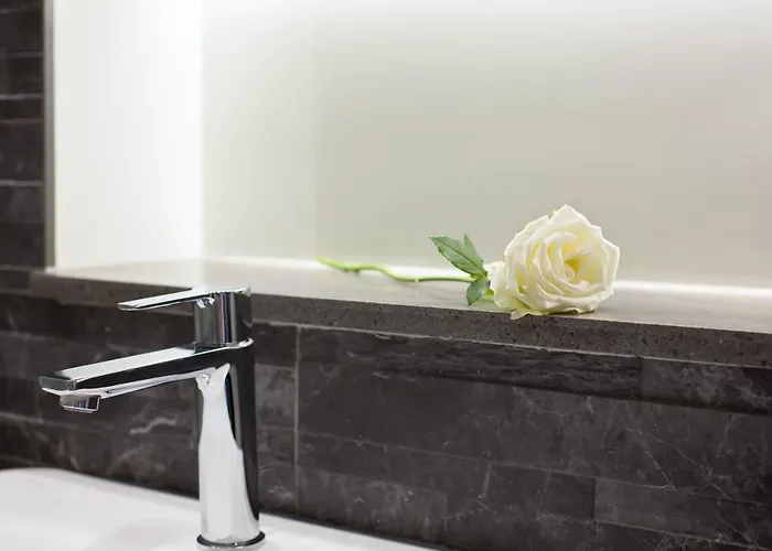 Magnificent Georgian 3-bedroom In New Town Apartment Edinburgh