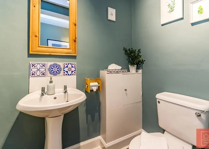 Cheerful Stays: Spacious Flat In Vibrant Leith *