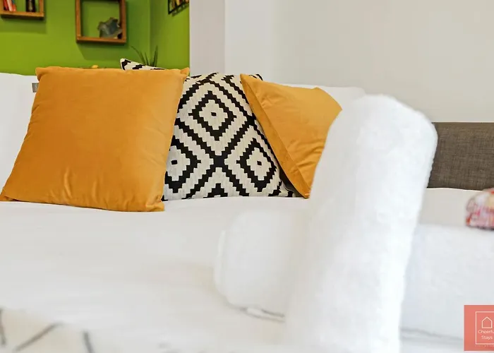 Cheerful Stays: Spacious Flat In Vibrant Leith * Эдинбург