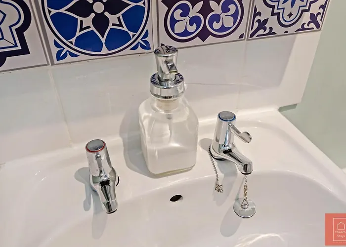 Cheerful Stays: Spacious Flat In Vibrant Leith Διαμέρισμα *