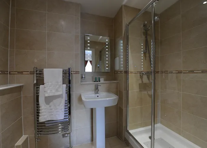 Апарт-отель Edinburgh City Suites