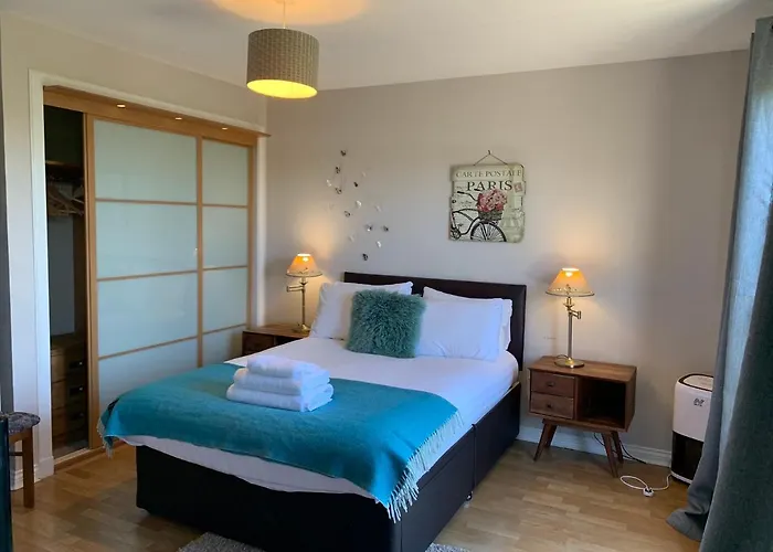 5 Bedroom Penthouse דירה *