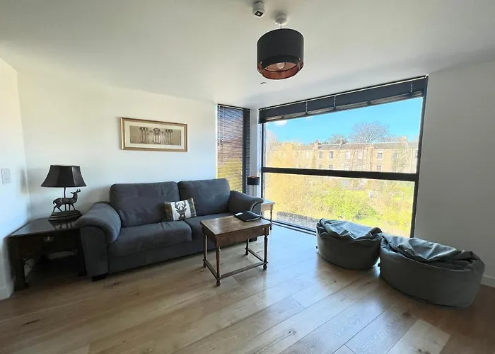 No. 5 Warriston, Canonmills Luxury