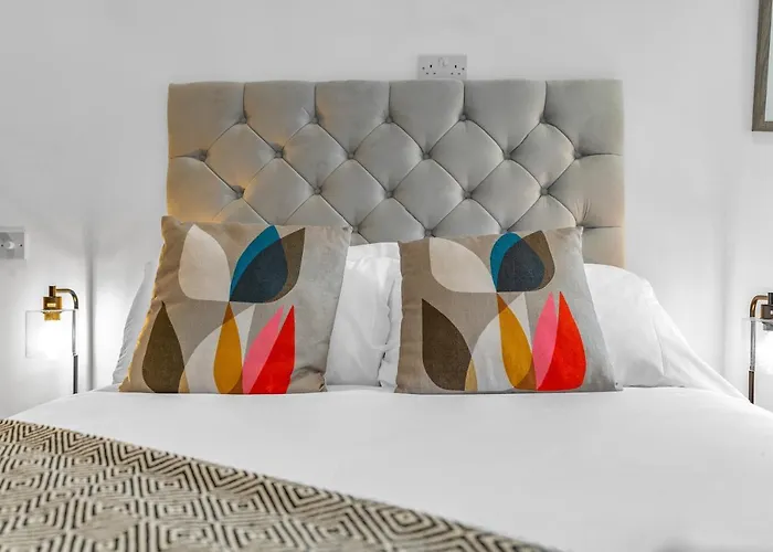 Jamson Pl - 3br Sleeps 7 *