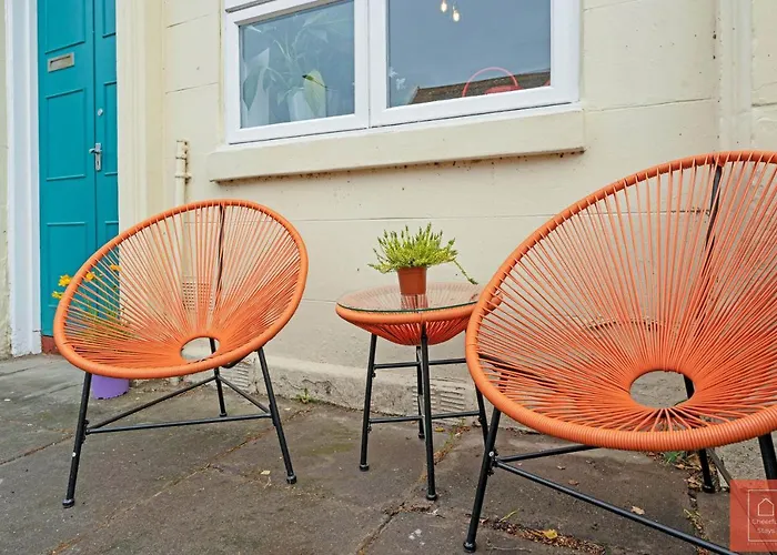 Cheerful Stays: Spacious Flat In Vibrant Leith