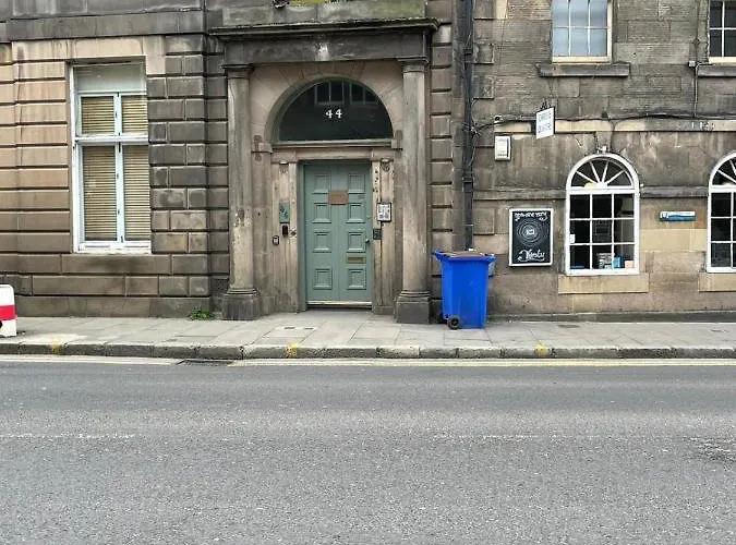 Sunshine On Leith *