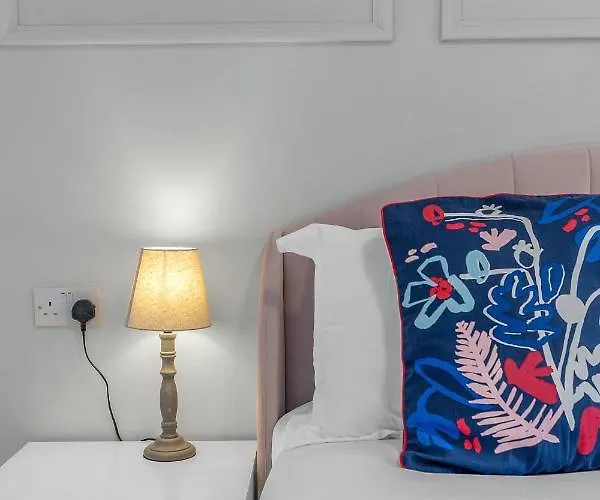 Jamson Pl - 3br Sleeps 7 *