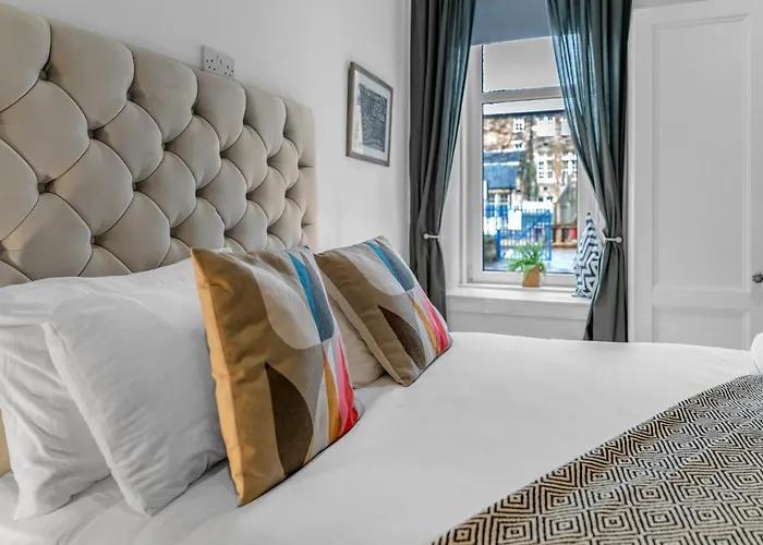 Jamson Pl - 3br Sleeps 7 * Edinburgh