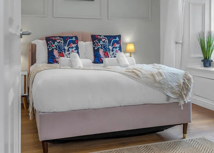 Jamson Pl - 3br Sleeps 7 * אדינבורו